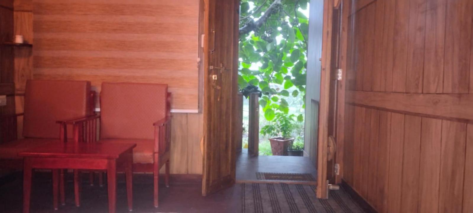 Sandra Eco Varkala Luaran gambar